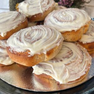 Keto Cynamonki Drożdżowe