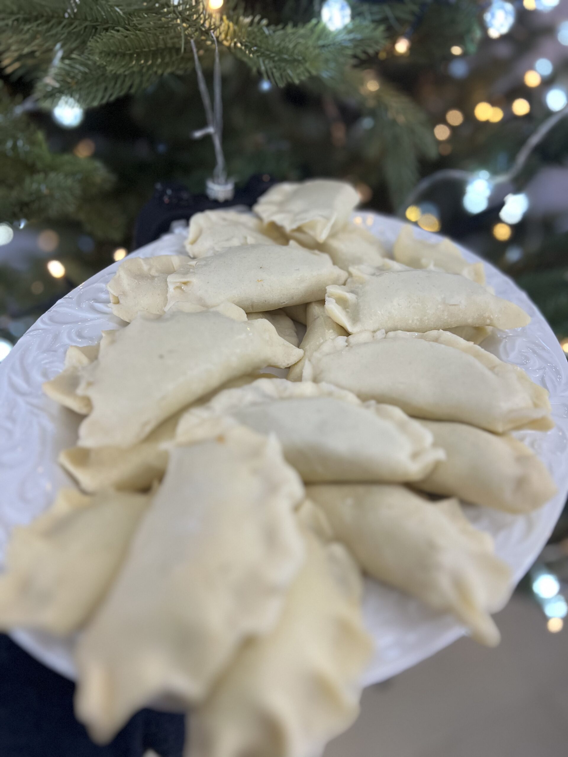 Keto Pierogi z Kapustą i Grzybami - 8 szt