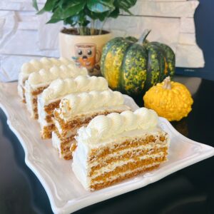 Keto Pumpkin Velvet - 10cm x 28 cm