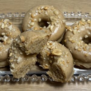 Keto Vege Donuty Orzechowe z Karmelem