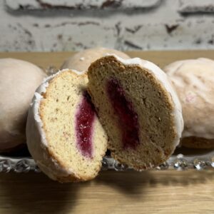 Keto Pączki z Malinami i Lukrem Bez Laktozy